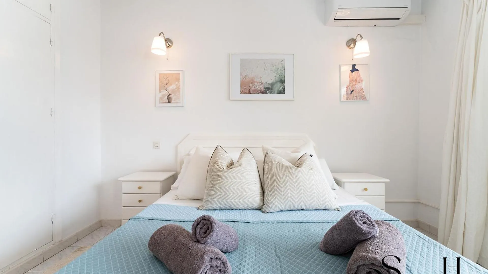 Great Location, Sea View, 2 Bedroom, Steps From The Beach Benalmadena Apartment